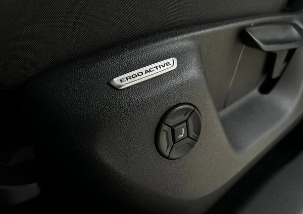 Volkswagen Tiguan cena 222790 przebieg: 5, rok produkcji 2024 z Kłodawa małe 781